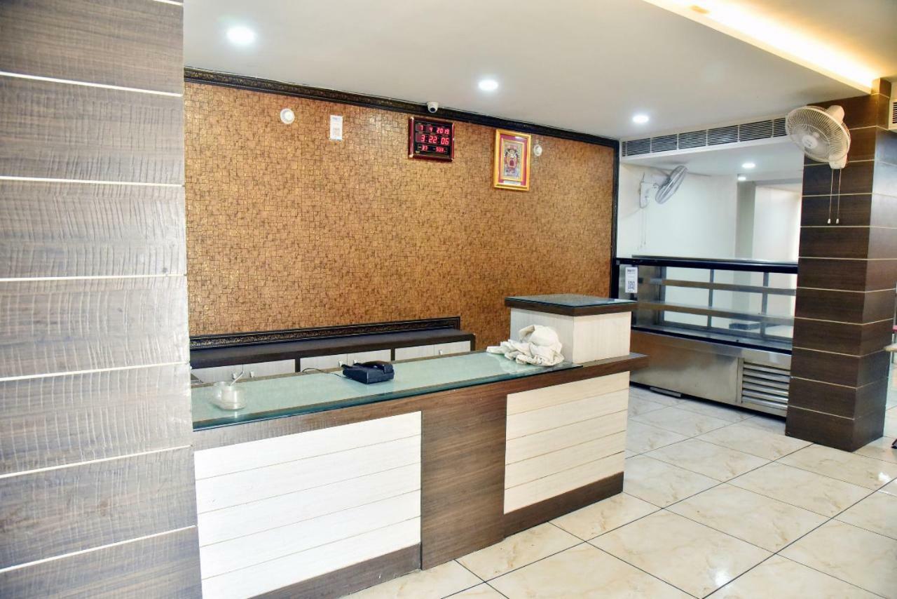 Hotel Midtown & Restaurant Jhunjhunu Екстериор снимка